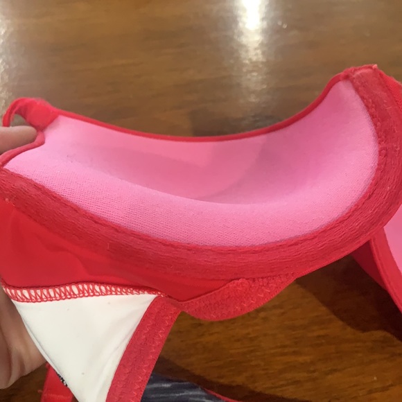 PINK Bra - Picture 4 of 4